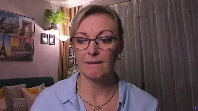 Snapshot of vanessa_chat chatting on February 23, 2025, 8:22 pm vanessa chat online show from February 23, 2025, 8:22 pm