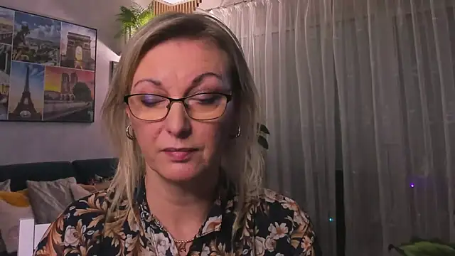 Snapshot of vanessa_chat chatting on February 27, 2025, 5:15 pm vanessa chat online show from February 27, 2025, 5:15 pm