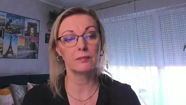 Snapshot of vanessa_chat chatting on March 6, 2025, 2:29 pm vanessa chat online show from March 6, 2025, 2:29 pm