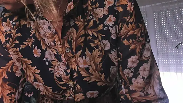 Snapshot of vanessa_chat chatting on March 12, 2025, 2:23 pm vanessa chat online show from March 12, 2025, 2:23 pm