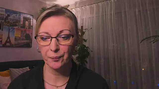 Snapshot of vanessa_chat chatting on March 13, 2025, 5:39 pm vanessa chat online show from March 13, 2025, 5:39 pm