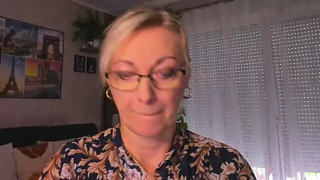 Snapshot of vanessa_chat chatting on September 16, 2025, 1:23 pm vanessa chat online show from September 16, 2025, 1:23 pm