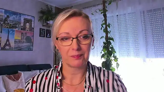 Snapshot of vanessa_chat chatting on September 19, 2025, 1:23 pm vanessa chat online show from September 19, 2025, 1:23 pm