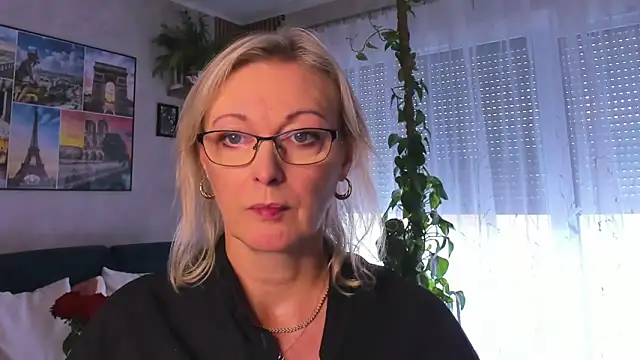 Snapshot of vanessa_chat chatting on September 23, 2025, 1:36 pm vanessa chat online show from September 23, 2025, 1:36 pm