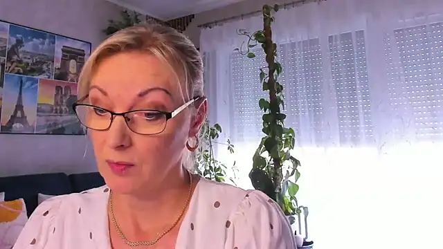 Snapshot of vanessa_chat chatting on September 29, 2025, 1:27 pm vanessa chat online show from September 29, 2025, 1:27 pm