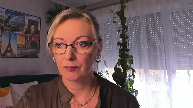 Snapshot of vanessa_chat chatting on September 30, 2025, 1:27 pm vanessa chat online show from September 30, 2025, 1:27 pm