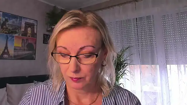 Snapshot of vanessa_chat chatting on October 16, 2025, 1:23 pm vanessa chat online show from October 16, 2025, 1:23 pm