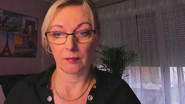 Snapshot of vanessa_chat chatting on October 27, 2025, 2:32 pm vanessa chat online show from October 27, 2025, 2:32 pm