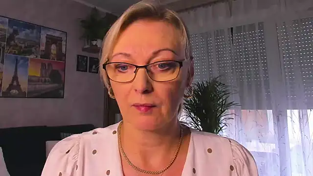 Snapshot of vanessa_chat chatting on October 28, 2025, 2:20 pm vanessa chat online show from October 28, 2025, 2:20 pm