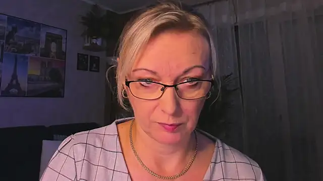 Snapshot of vanessa_chat chatting on November 13, 2025, 3:55 pm vanessa chat online show from November 13, 2025, 3:55 pm