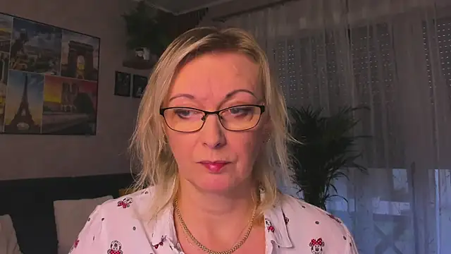 Snapshot of vanessa_chat chatting on December 4, 2025, 2:15 pm vanessa chat online show from December 4, 2025, 2:15 pm