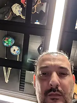 DarkDea online show from January 1, 2025, 9:41 pm