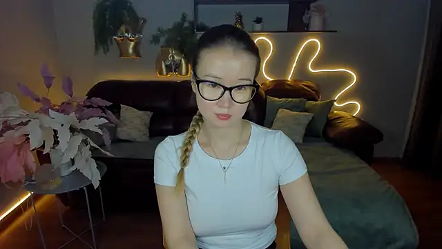 PollyOcean online show from December 5, 2024, 10:55 am