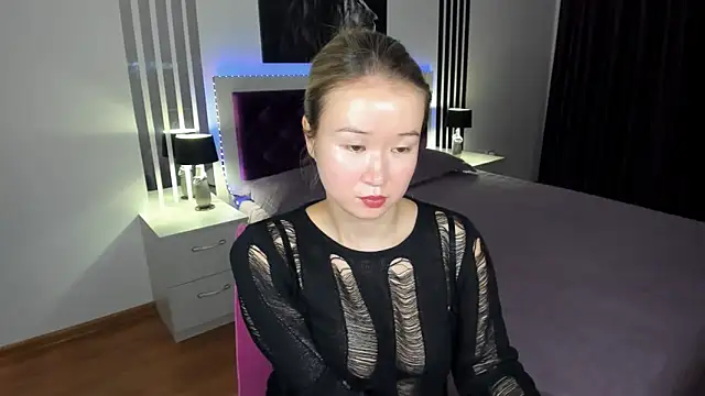 PollyOcean online show from October 31, 2025, 10:05 am