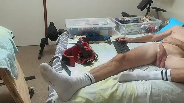 midnight0069 online show from October 25, 2025, 1:40 pm