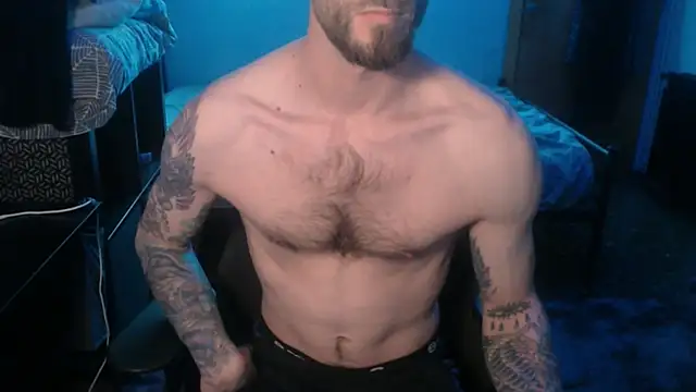 Snapshot of SexxxyLouis chatting on February 20, 2025, 2:35 pm SexxxyLouis online show from February 20, 2025, 2:35 pm