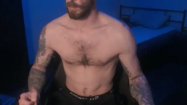 Snapshot of SexxxyLouis chatting on March 8, 2025, 8:25 pm SexxxyLouis online show from March 8, 2025, 8:25 pm