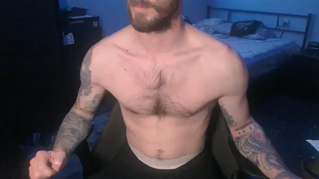 Snapshot of SexxxyLouis chatting on March 19, 2025, 1:40 pm SexxxyLouis online show from March 19, 2025, 1:40 pm