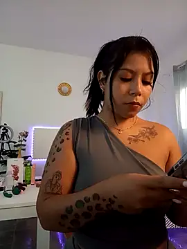 little susie online show from October 9, 2025, 8:23 am