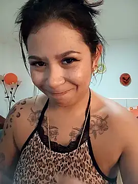 little susie online show from October 28, 2025, 9:13 am