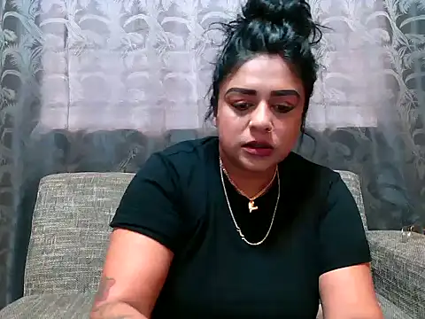 Snapshot of indianishkq7 chatting on January 23, 2025, 11:48 am indianishkq7 online show from January 23, 2025, 11:48 am