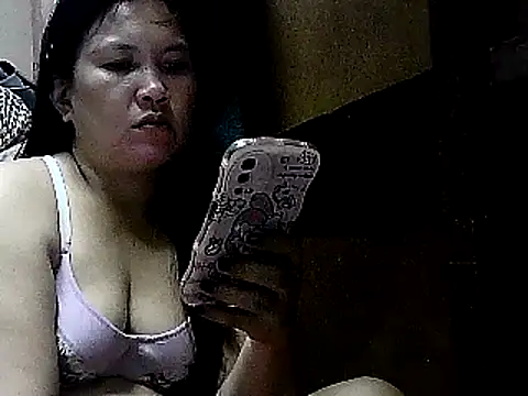 XbighotbootyX online show from January 21, 2025, 9:57 pm