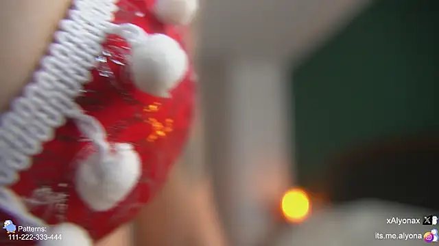 Snapshot of AlyonaX chatting on November 22, 2025, 8:08 pm AlyonaX online show from November 22, 2025, 8:08 pm