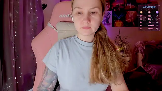 Snapshot of GoodWitch_ chatting on September 10, 2025, 7:19 am GoodWitch online show from September 10, 2025, 7:19 am