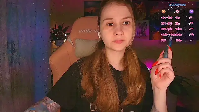 Snapshot of GoodWitch_ chatting on November 16, 2025, 7:47 am GoodWitch online show from November 16, 2025, 7:47 am