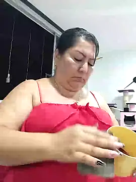 Brenda Berck  online show from March 2, 2025, 2:08 am