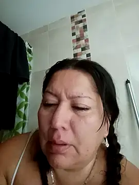 Brenda Berck  online show from March 17, 2025, 9:13 pm