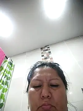 Brenda Berck  online show from December 1, 2025, 11:48 am