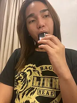 Snapshot of CasandraDiaz chatting on November 18, 2025, 4:39 am CasandraDiaz online show from November 18, 2025, 4:39 am