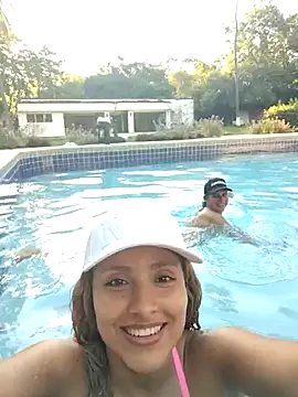 Snapshot of JhordanAndDanna chatting on October 6, 2025, 9:56 pm JhordanAndDanna online show from October 6, 2025, 9:56 pm