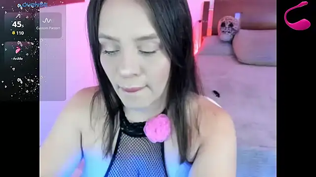 Snapshot of SweetNathalya chatting on November 21, 2025, 7:51 am SweetNathalya online show from November 21, 2025, 7:51 am