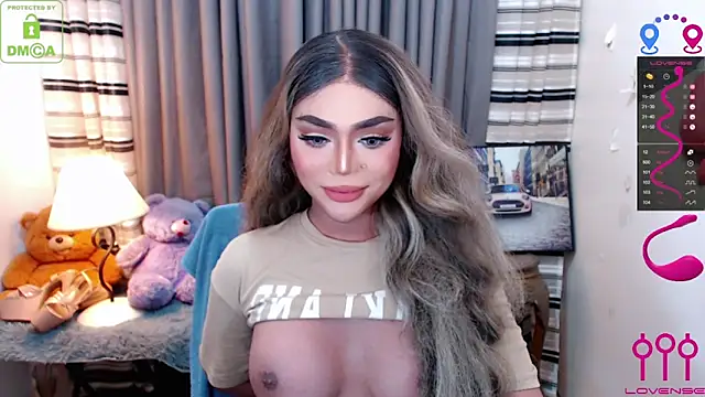 Snapshot of Fantacyoflove chatting on November 17, 2025, 5:41 pm Fantacyoflove online show from November 17, 2025, 5:41 pm