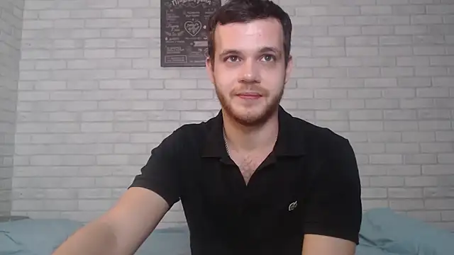 Alexxx horny online show from January 18, 2025, 6:53 pm