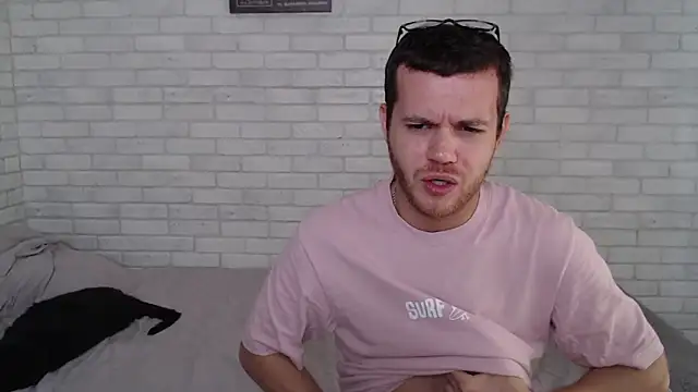 Alexxx horny online show from September 27, 2025, 9:36 am