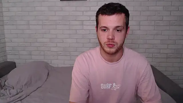 Alexxx horny online show from September 28, 2025, 3:39 pm