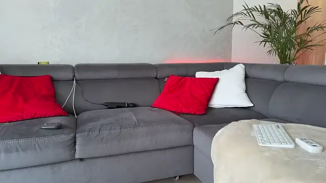 Anna Passion online show from September 26, 2025, 7:45 am