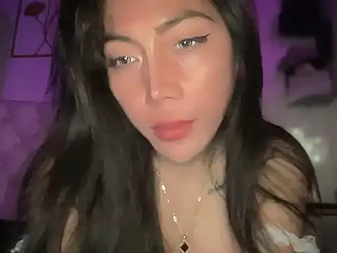 Snapshot of kristinestar chatting on November 6, 2025, 12:44 am kristinestar online show from November 6, 2025, 12:44 am