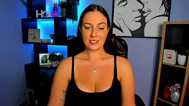 Snapshot of FUN_AMI chatting on November 6, 2025, 2:29 pm FUN AMI online show from November 6, 2025, 2:29 pm