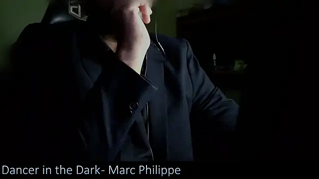  x rated  online show from December 29, 2024, 8:04 pm