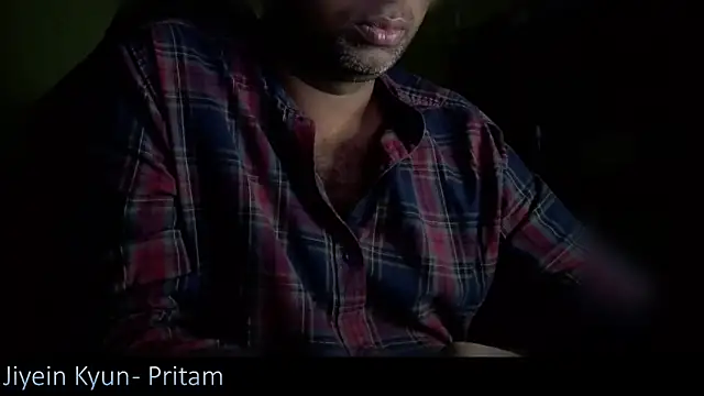  x rated  online show from January 3, 2025, 6:46 pm