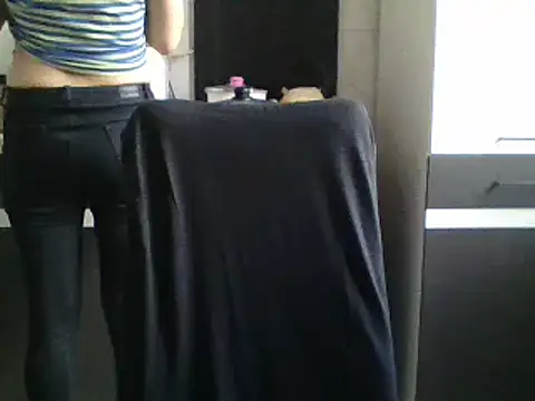 Snapshot of Katesweetkate chatting on February 3, 2025, 1:40 pm Katesweetkate online show from February 3, 2025, 1:40 pm