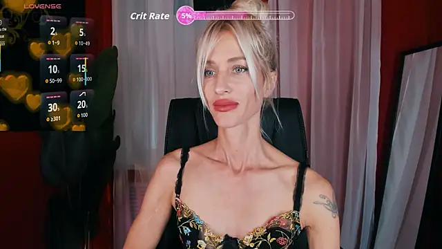 Snapshot of CindySw chatting on September 15, 2025, 11:10 am CindySw online show from September 15, 2025, 11:10 am