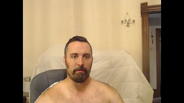 Snapshot of Metalstud chatting on September 9, 2025, 1:49 am Metalstud online show from September 9, 2025, 1:49 am