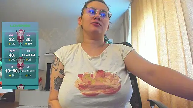 Snapshot of hot_evil_queen chatting on December 29, 2024, 8:44 am hot evil queen online show from December 29, 2024, 8:44 am