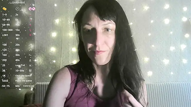 MarieODahliaS online show from October 16, 2025, 9:43 am