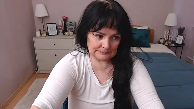 Snapshot of LeveMe2Nightt chatting on January 25, 2025, 1:08 pm LeveMe2Nightt online show from January 25, 2025, 1:08 pm